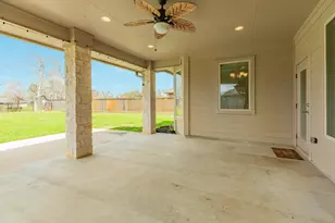 238 Creekside Ln, Lake Jackson, TX 77566 - Photo 22