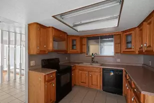 11831 Bee Ln, Houston, TX 77067 - Photo 6