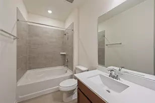 2652 Bluewood Ct, Conroe, TX 77378 - Photo 10