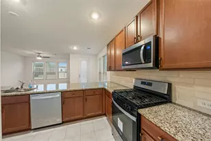 2652 Bluewood Ct, Conroe, TX 77378 - Photo 4
