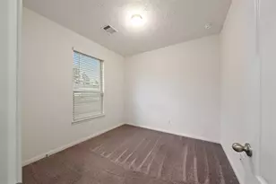 2652 Bluewood Ct, Conroe, TX 77378 - Photo 12