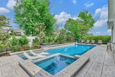 15 Quiet Mead Place, The Woodlands, TX 77375 - Photo 4
