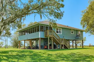 1113 Rio Vista Dr, Brazoria, TX 77422 - Photo 1