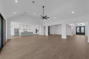 32414 Sedge Sprite Ct, Fulshear, TX 77441 - Photo 4