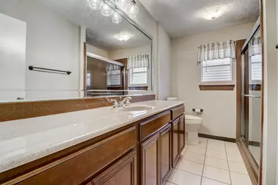 705 Balmoral Court, Friendswood, TX 77546 - Photo 18