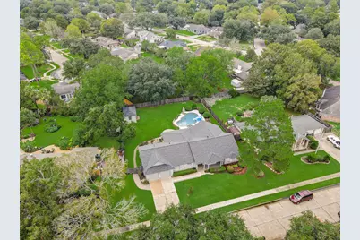 705 Balmoral Court, Friendswood, TX 77546 - Photo 30