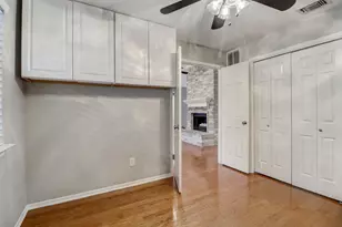 705 Balmoral Ct, Friendswood, TX 77546 - Photo 20