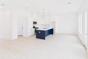 9605 Valeca Dr, Houston, TX 77075 - Photo 10