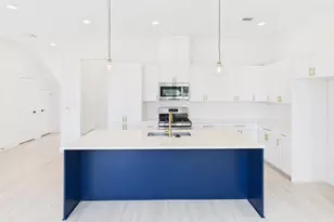 9605 Valeca Dr, Houston, TX 77075 - Photo 8