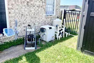620 34th St N, Texas City, TX 77590 - Photo 34