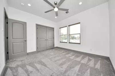 926 N Victory Drive, Houston, TX 77088 - Photo 26