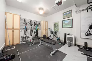 330 E Gaywood Dr, Houston, TX 77079 - Photo 40