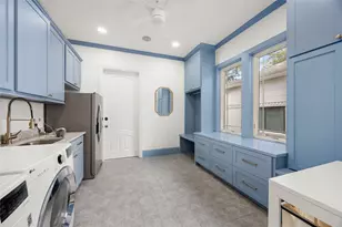 330 E Gaywood Dr, Houston, TX 77079 - Photo 36