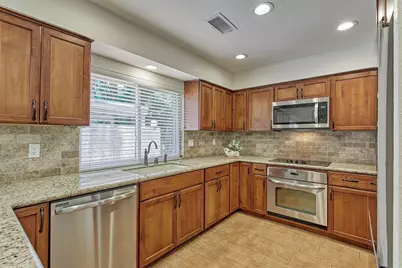 2351 W Settlers Way, The Woodlands, TX 77380 - Photo 16