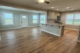 12201 Emshoff, Brenham, TX 77833 - Photo 4