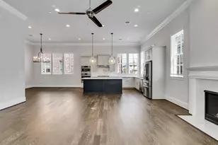 6014 Matthew Oaks Pl, Houston, TX 77007 - Photo 10