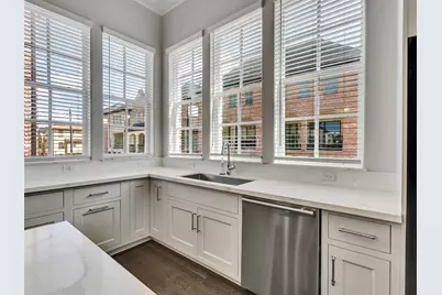 6014 Matthew Oaks Place, Houston, TX 77007 - Photo 24