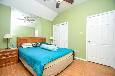 9111 Belle Glen Drive, Houston, TX 77099 - Photo 10