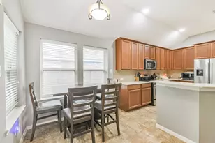 12503 Bridle Springs Ln, Houston, TX 77044 - Photo 10