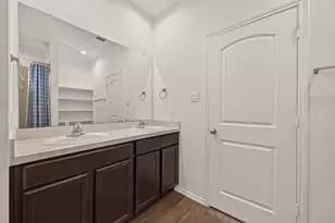 22446 Forest Gorge Ln, Spring, TX 77373 - Photo 32