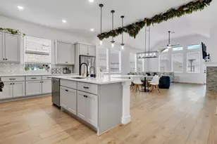 2211 Cherry Brg Ln, Tomball, TX 77375 - Photo 6