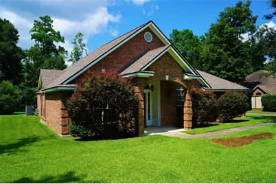 2427 Chantilly Lane, Conroe, TX 77384 - Photo 4