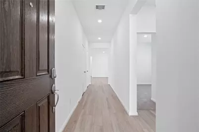 5514 Blackbird Lane, Hitchcock, TX 77563 - Photo 4