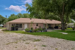 9326 Kostelnik St, Needville, TX 77461 - Photo 50