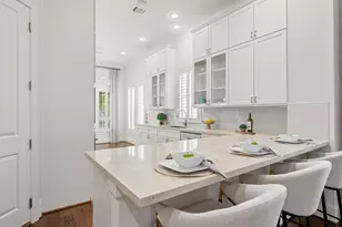 1206 Lake Pointe Pkwy, Sugar Land, TX 77478 - Photo 8