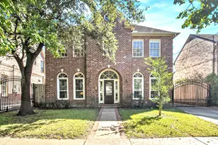 3919 Southwestern St, West University Place, TX 77005 - Photo 1