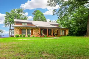 169 Cheyenne St, Zavalla, TX 75980 - Photo 1