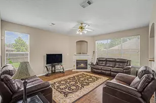 8510 Willancy Ln, Houston, TX 77095 - Photo 4