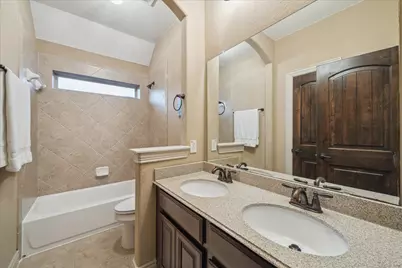 848 Signature Cove, League City, TX 77573 - Photo 32