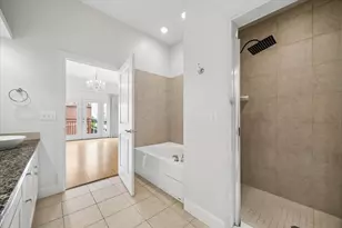 100 Willard St, Houston, TX 77006 - Photo 16