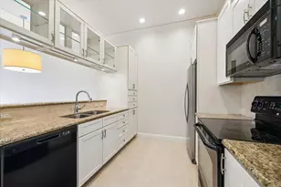 100 Willard St, Houston, TX 77006 - Photo 10