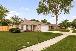22111 Pearl Lake Dr, Katy, TX 77449 - Photo 4