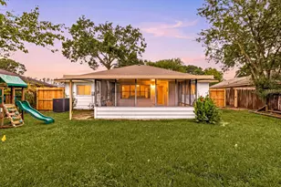 22111 Pearl Lake Dr, Katy, TX 77449 - Photo 2