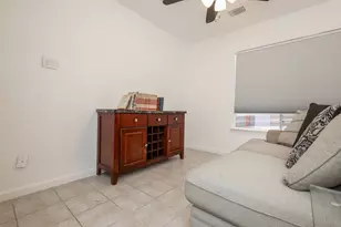 13034 Greenway Chase Ct, Houston, TX 77072 - Photo 16