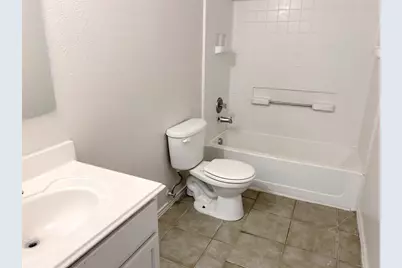 8911 Danbury Hollow Lane, Houston, TX 77075 - Photo 10