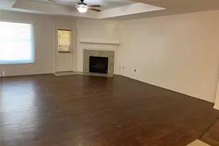 8911 Danbury Hollow Ln, Houston, TX 77075 - Photo 14