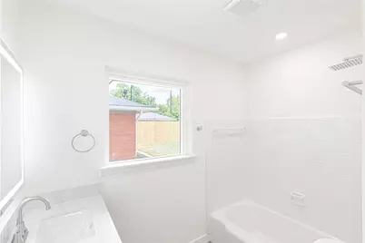 2730 Knotty Oaks Trail, Houston, TX 77045 - Photo 14