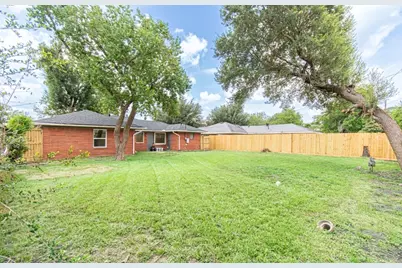 2730 Knotty Oaks Trail, Houston, TX 77045 - Photo 30