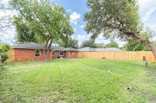 2730 Knotty Oaks Trail, Houston, TX 77045 - Photo 30