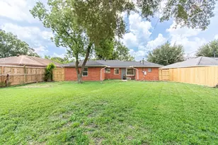 2730 Knotty Oaks Trail, Houston, TX 77045 - Photo 28