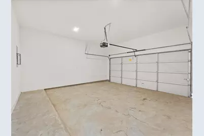 241 Rebecca Street #B, Houston, TX 77022 - Photo 22