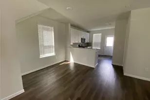 4414 Rushing Ridge Ct, Houston, TX 77069 - Photo 4