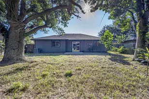1010 Woodbridge Ave, Pearland, TX 77584 - Photo 14
