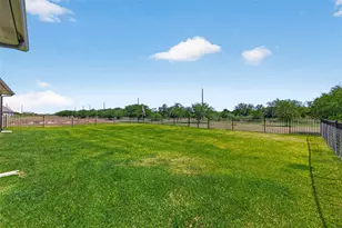 1131 Southfork Ranch Dr, Sealy, TX 77474 - Photo 34