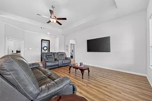 1131 Southfork Ranch Dr, Sealy, TX 77474 - Photo 10