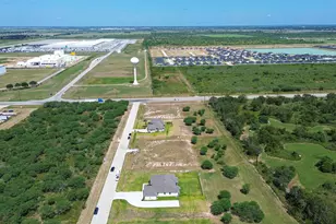 1131 Southfork Ranch Dr, Sealy, TX 77474 - Photo 42